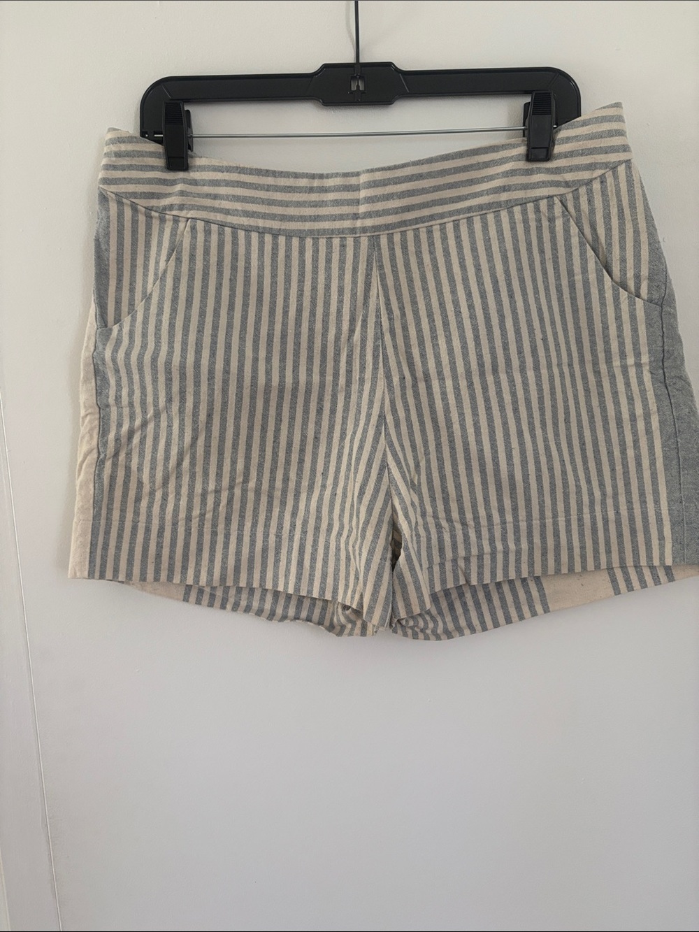 Striped Cotton-Blend Women’s Shorts - Cream & blue